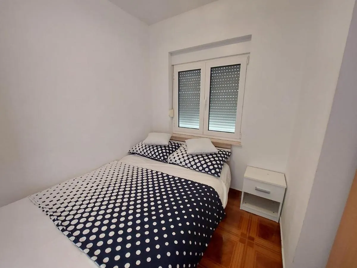 Apartments Mladen Trogir Kroatien
